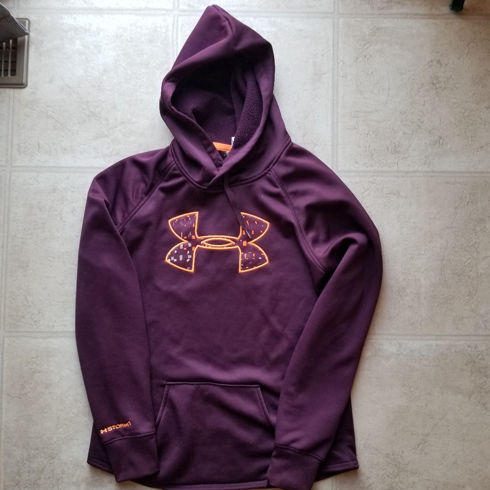 🎈3 for 15 🎈Under armour sweatshirt cold gear